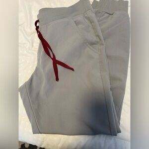 Figs gray grey Technical Collection jogger Pants medium petite mp